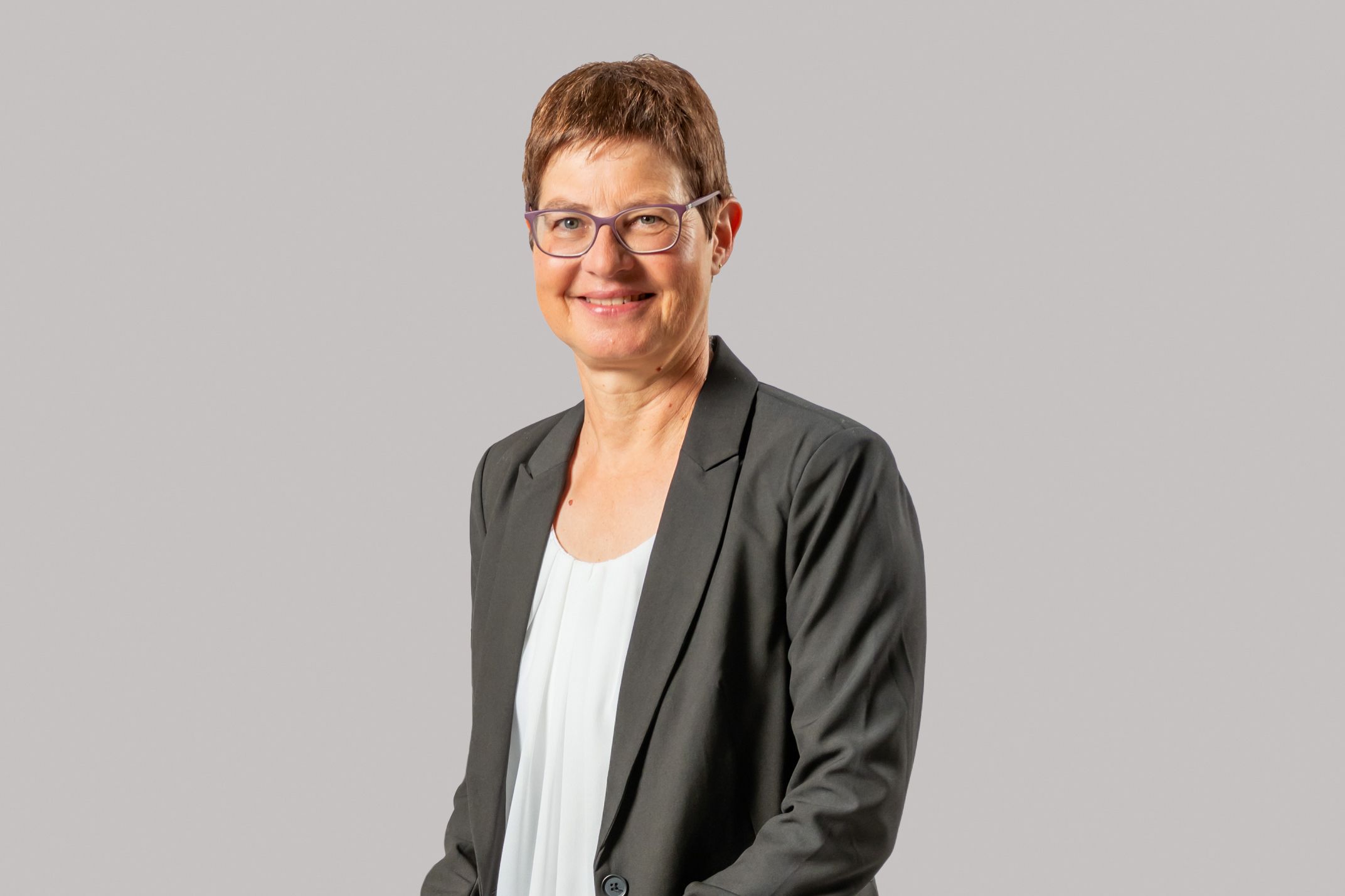 Edeltrud Lippert, HR VS