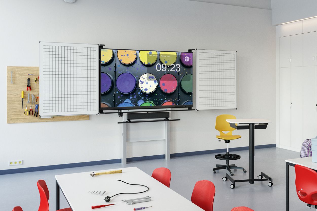VS Display in the School Workshop